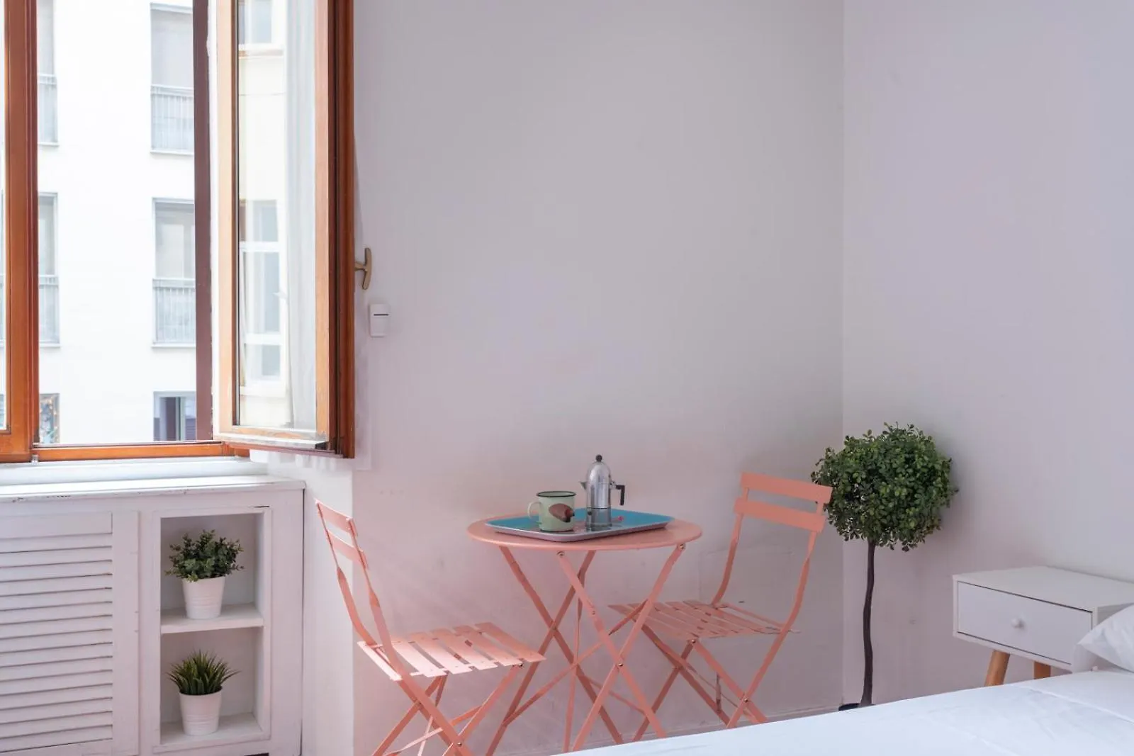 New! Lovely & Friendly In Milan Center D Italy